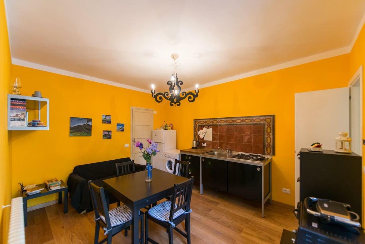 Il Pozzo E L'Ulivo - Just 200 Meters From The Metro - Villa Catania Ngoại thất bức ảnh
